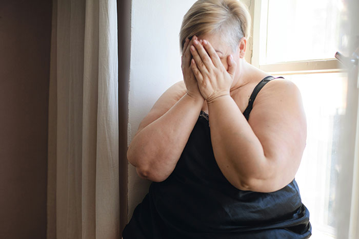 Mom’s Way Of Showing Love Makes Daughter Hate Herself, She Finally Blows Up