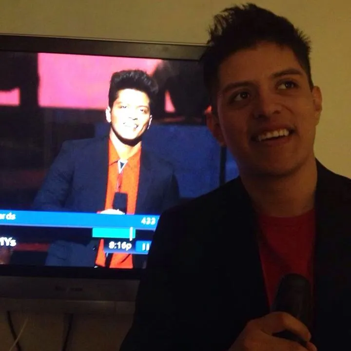 Bruno Mars: can he sing, too?